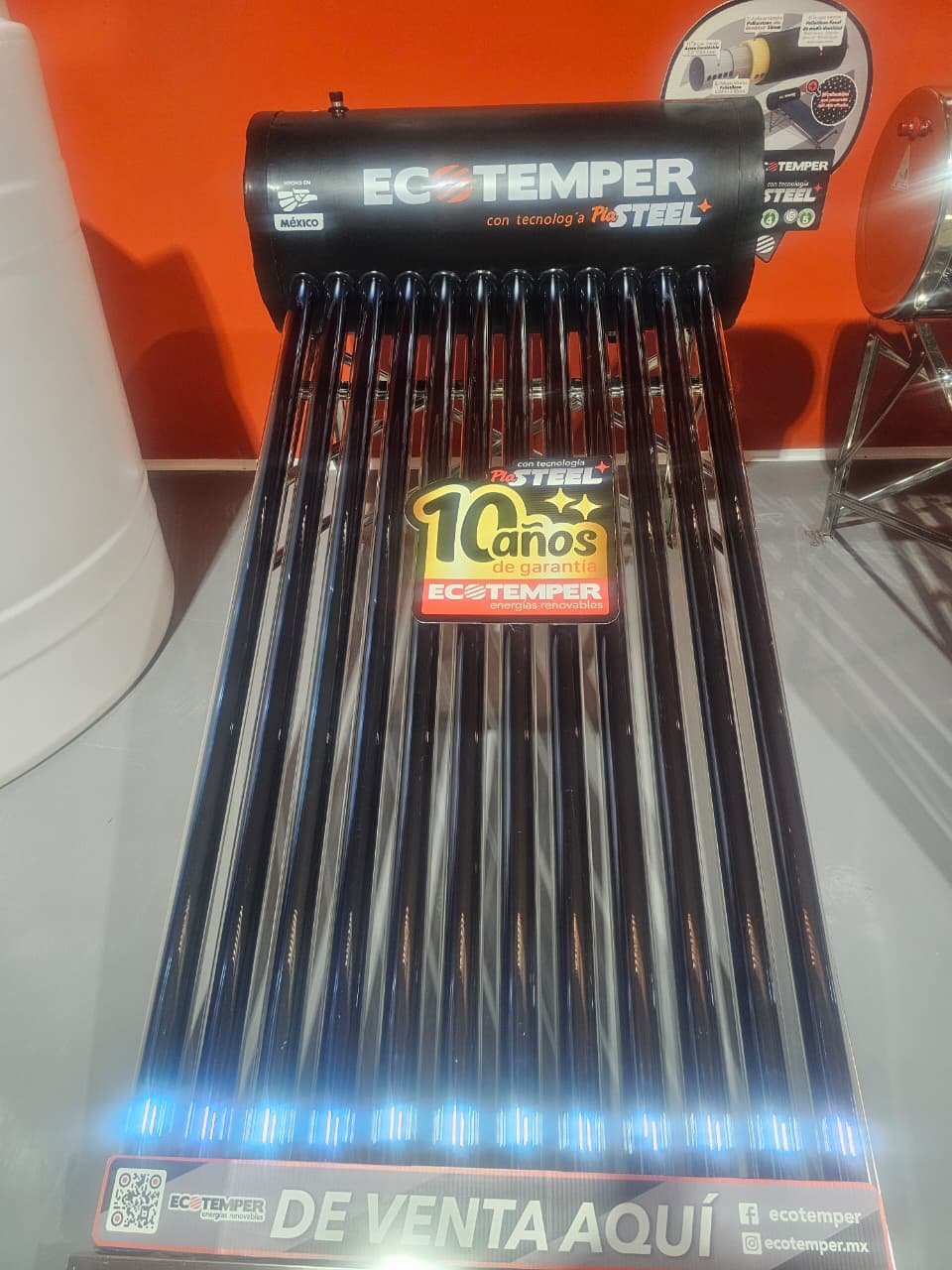 Tinacos Totem y Fortem de distintas capacidades, inventario de SOLCAE.